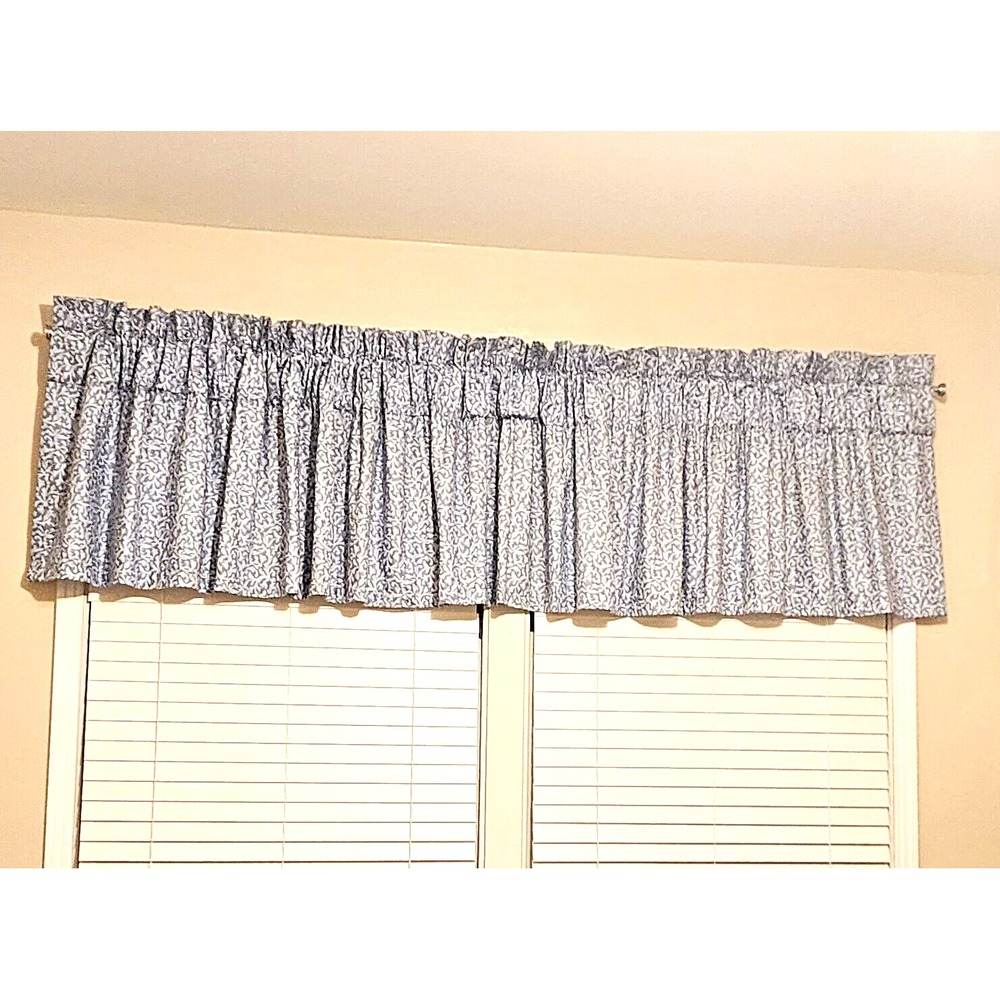Vintage Waverly  Blue and  White Chintz Lined Custom Made  Drapery Headers